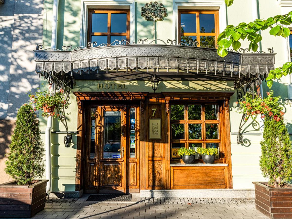Hotel Pod Zlota Roza Kielce Bagian luar foto